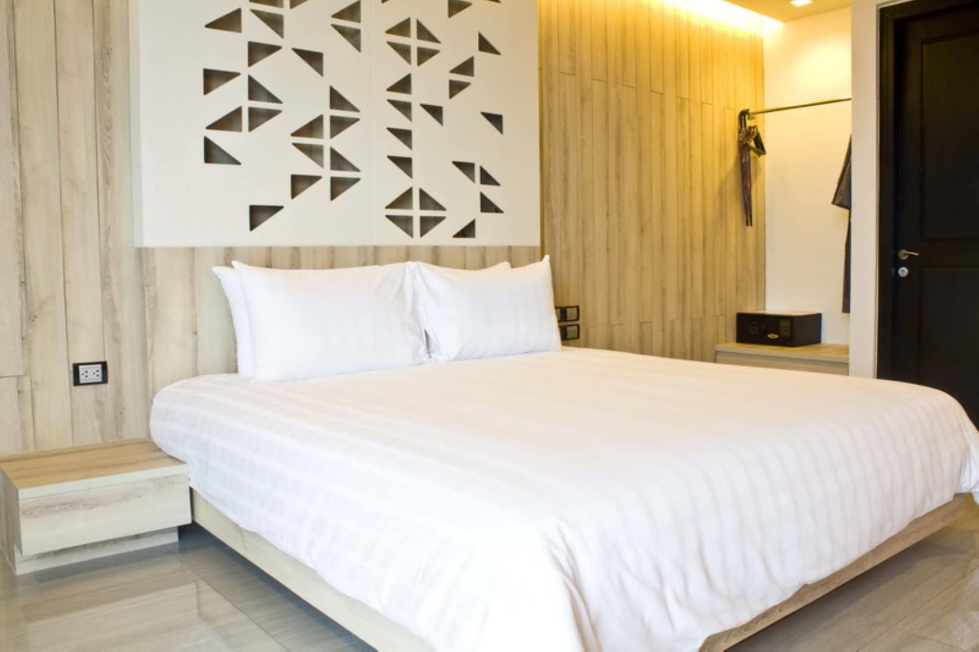Tsix5 Phenomenal Hotel Pattaya Eksteriør bilde