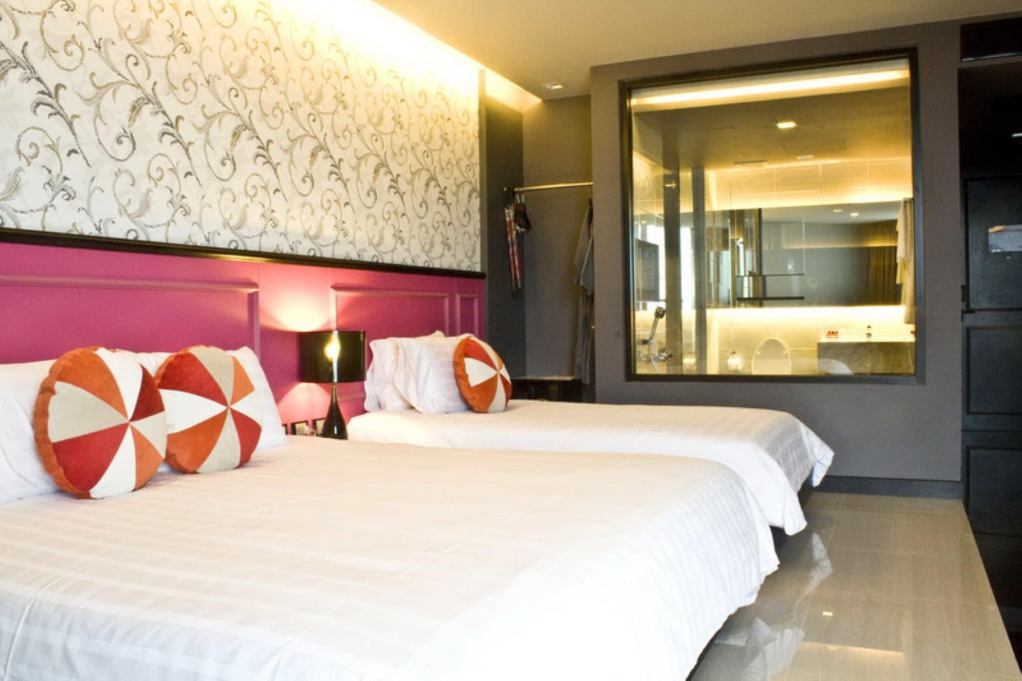 Tsix5 Phenomenal Hotel Pattaya Eksteriør bilde