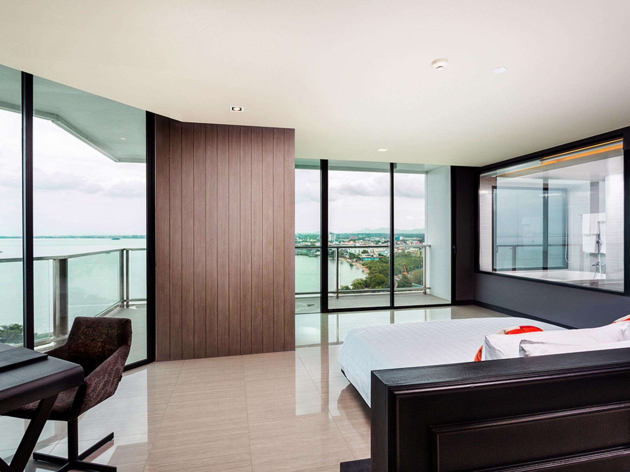 Tsix5 Phenomenal Hotel Pattaya Eksteriør bilde