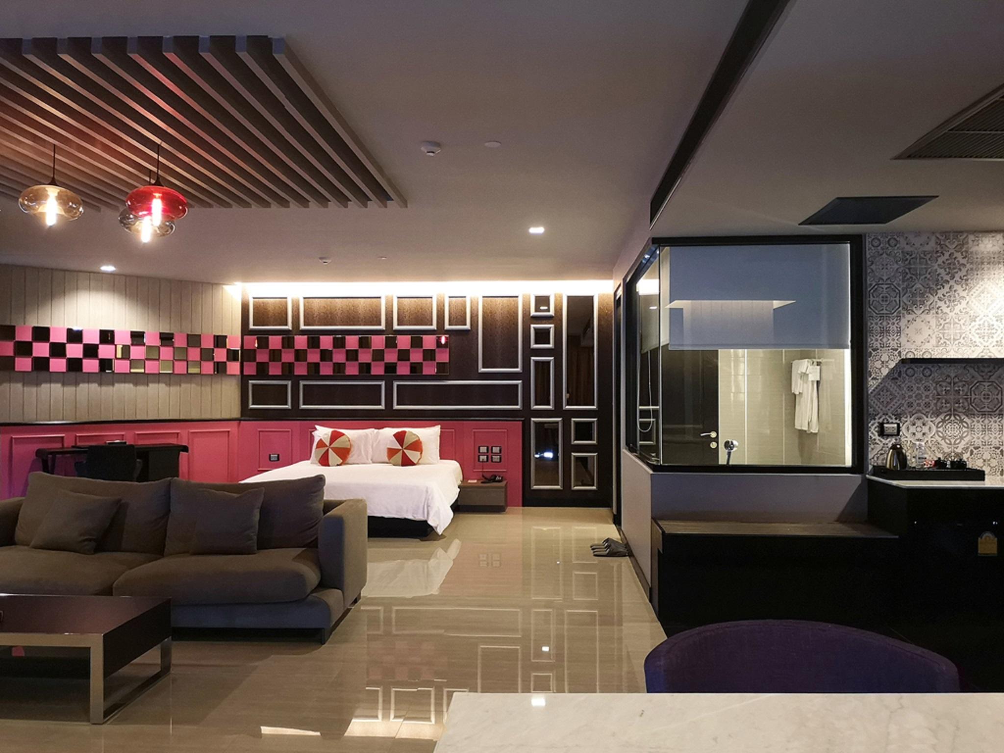 Tsix5 Phenomenal Hotel Pattaya Eksteriør bilde