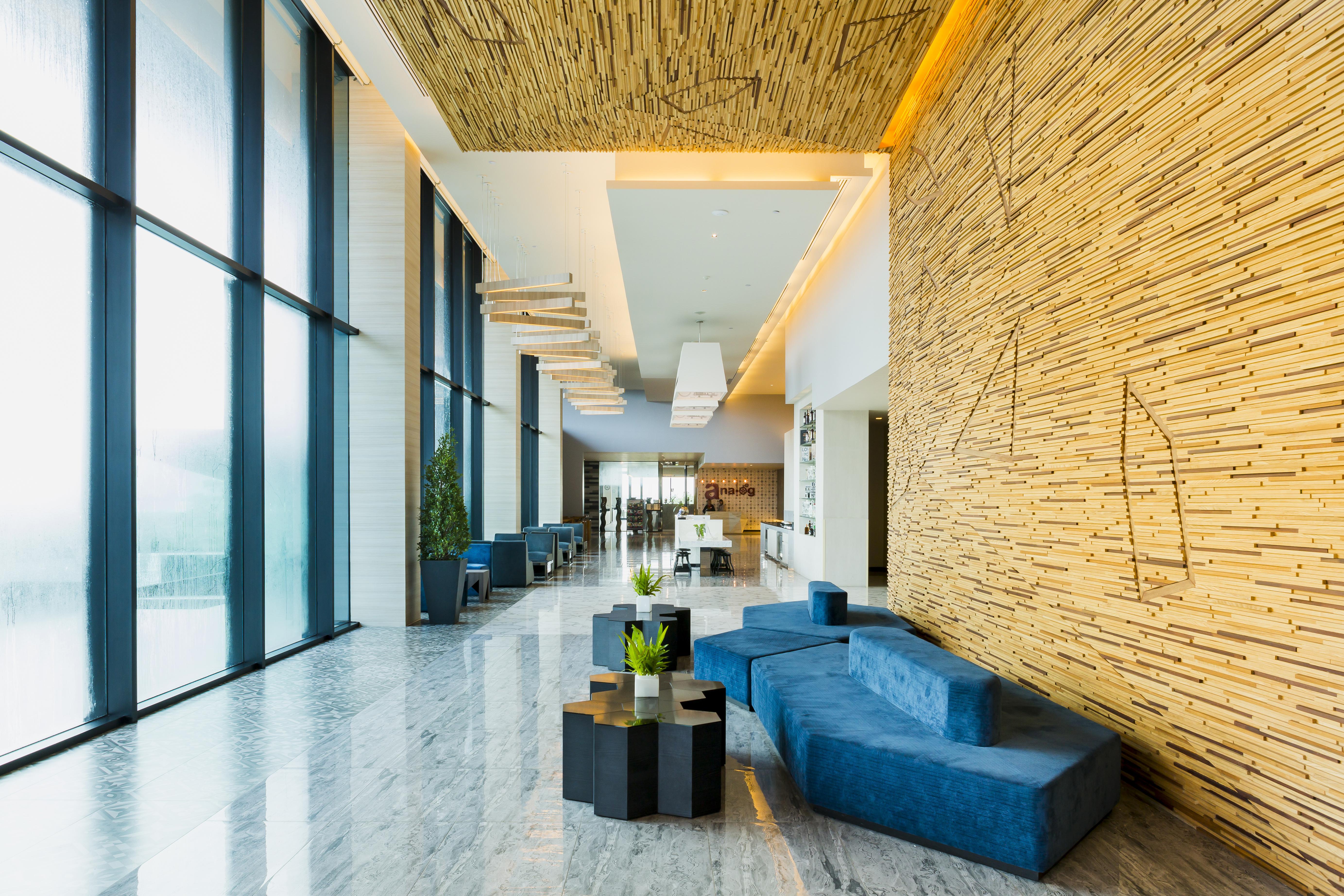 Tsix5 Phenomenal Hotel Pattaya Eksteriør bilde