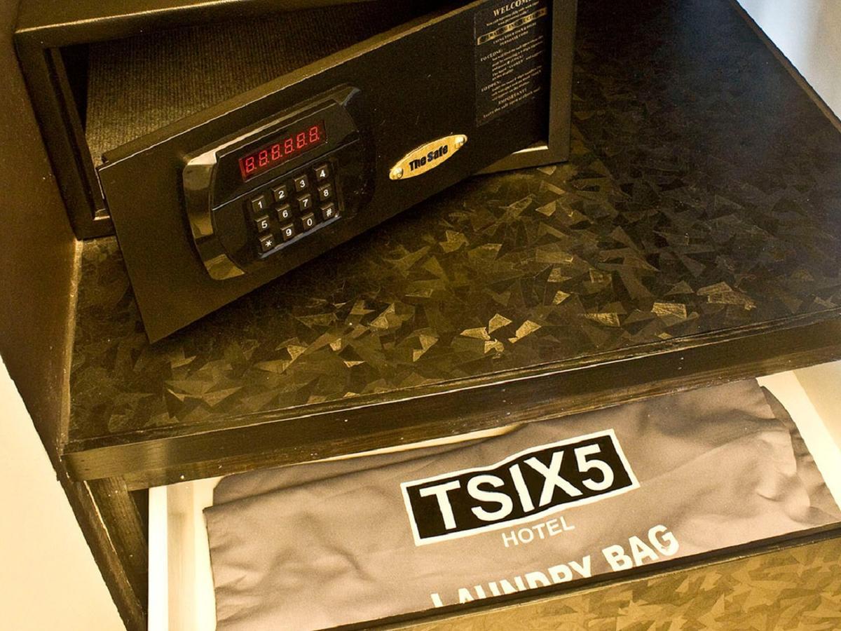 Tsix5 Phenomenal Hotel Pattaya Eksteriør bilde