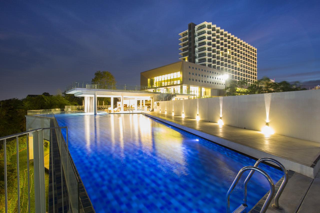 Tsix5 Phenomenal Hotel Pattaya Eksteriør bilde